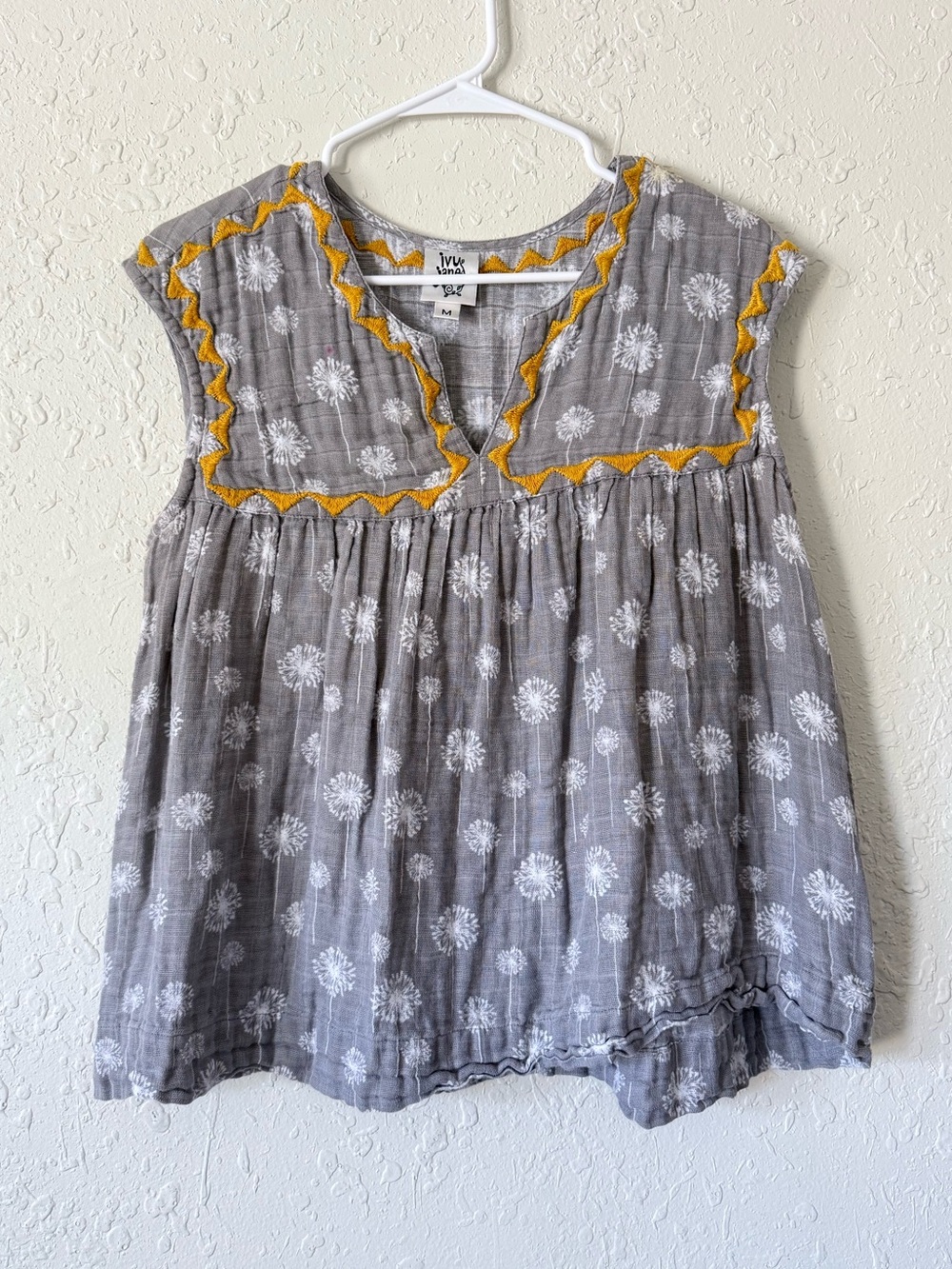 Ivy Jane Embroidered Trim Gauze Dandelion Print Tank Top Medium